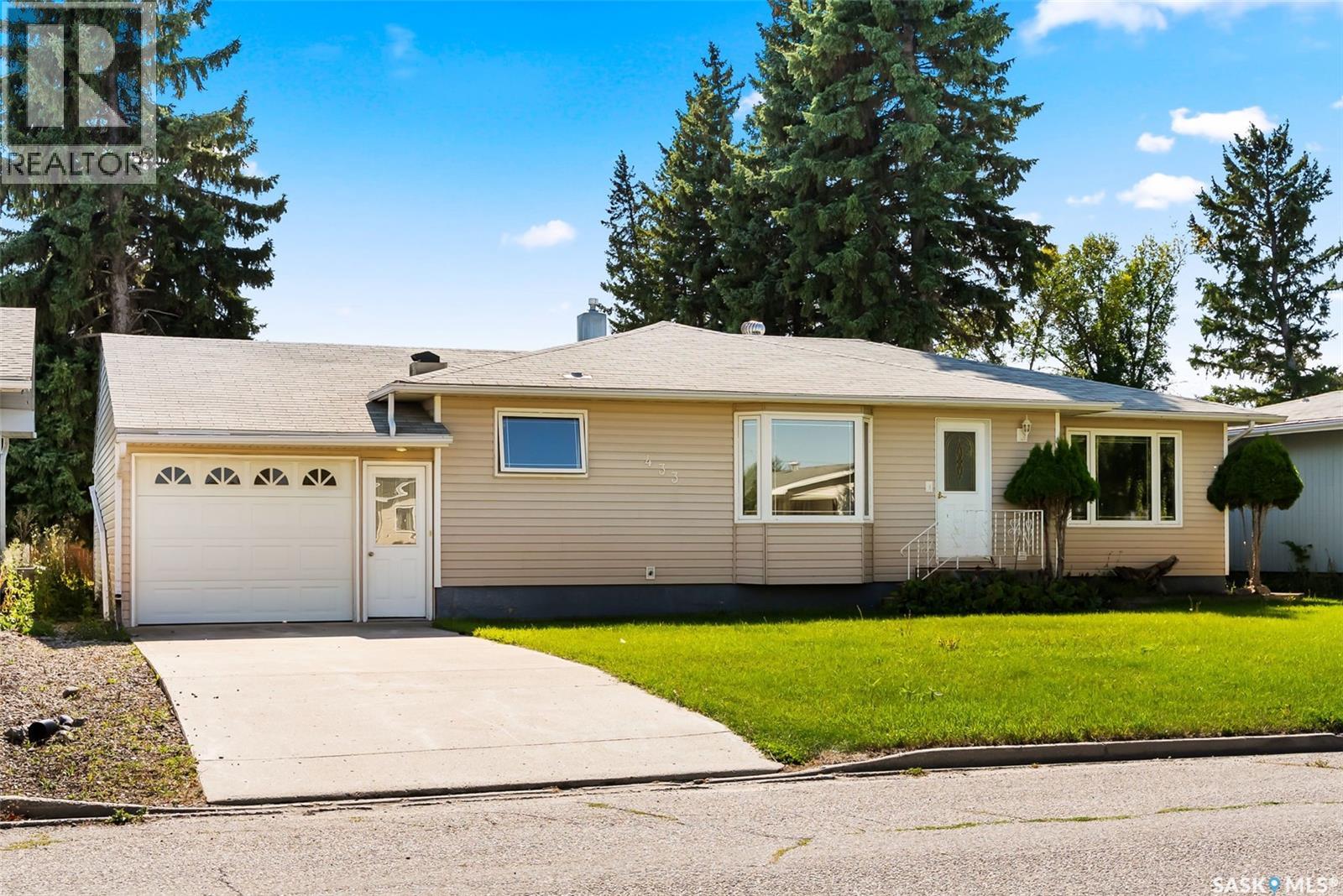 433 9th AVENUE W - 28