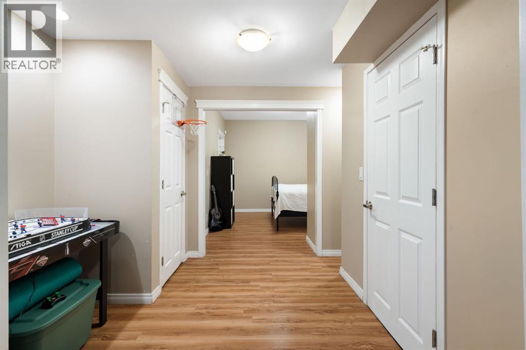 70 Walden Manor SE - Image 33