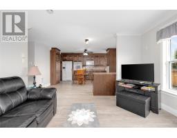 24 Meetinghouse Road thumbnail 5