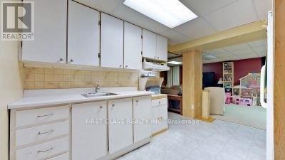 369 PALISER CRESCENT S - 13