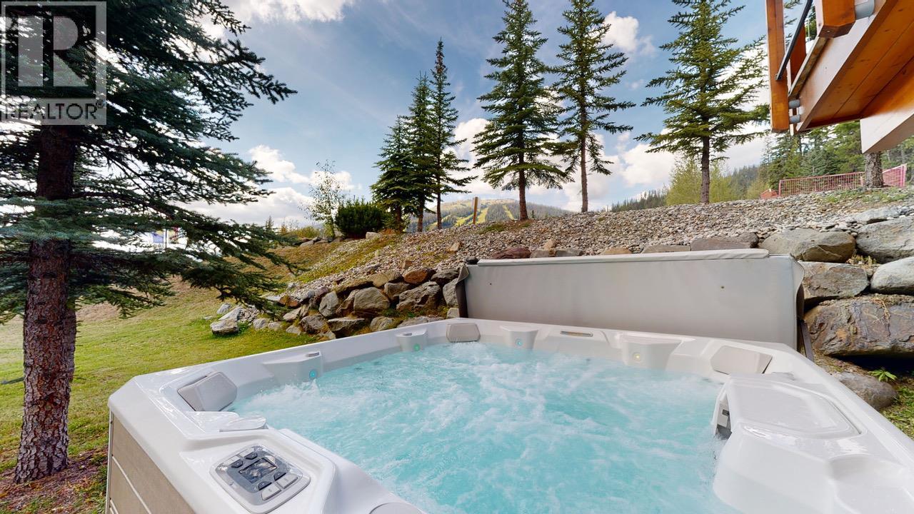 5000 Sun Peaks Road, Sun Peaks - Exteriors - Full Complex View, Drone/Aerial View - Photo 5