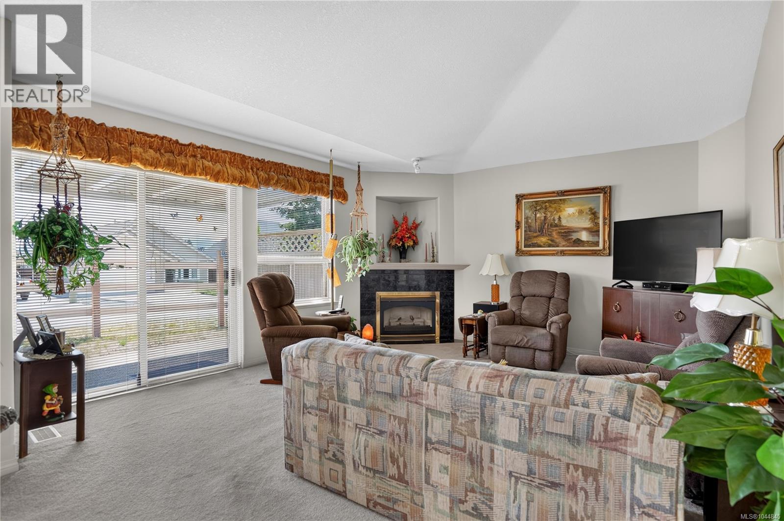 #9 5608 Strathcona St - Image 14