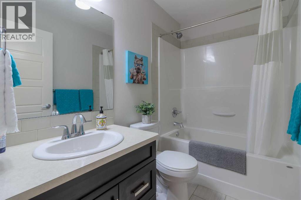 19 Moonlight Boulevard W - 41