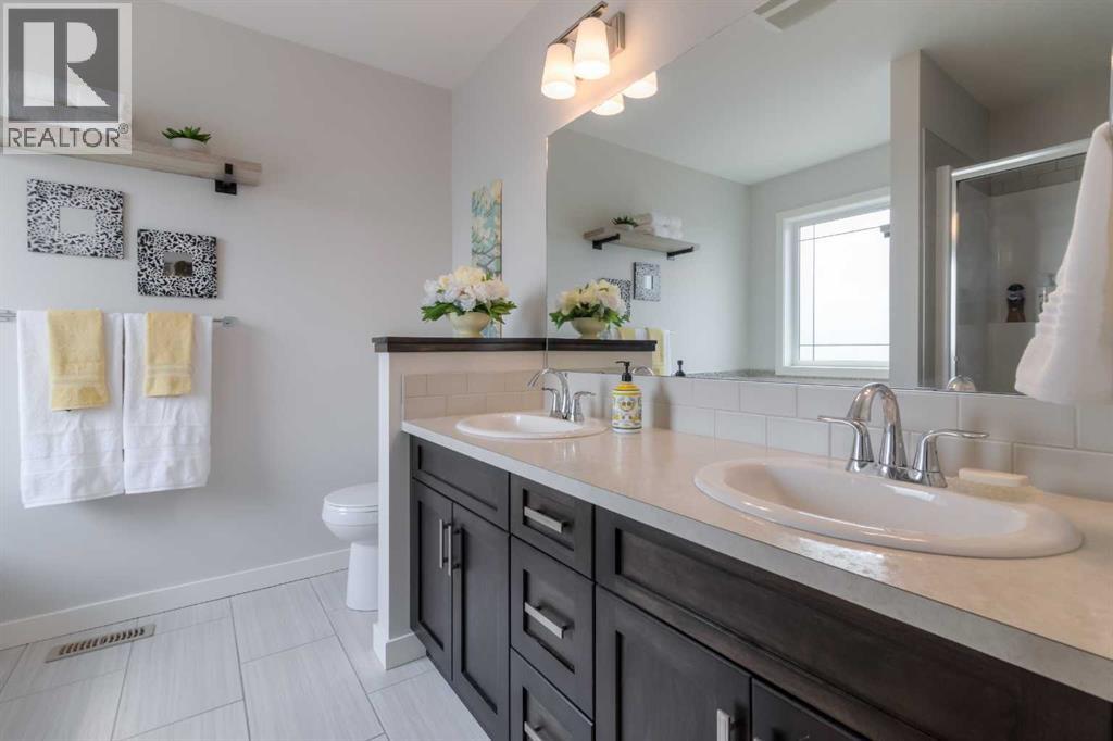 19 Moonlight Boulevard W - Image 32