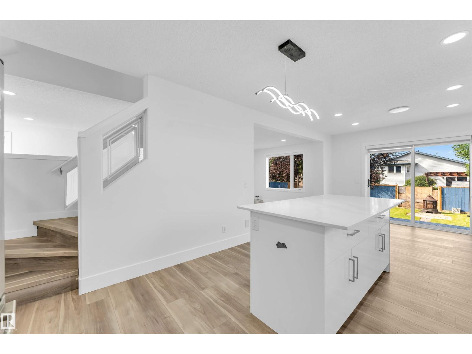 336 WILD ROSE WY NW - Image 10