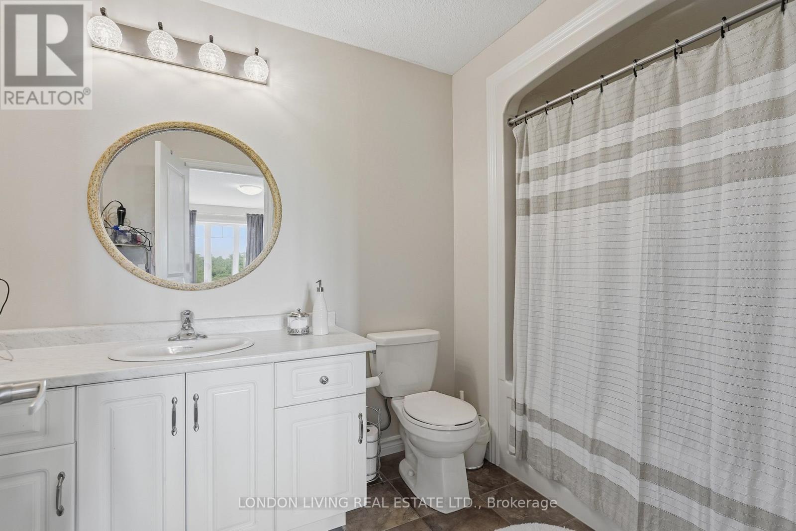#31 2031 PENNYROYAL STREET - Image 26