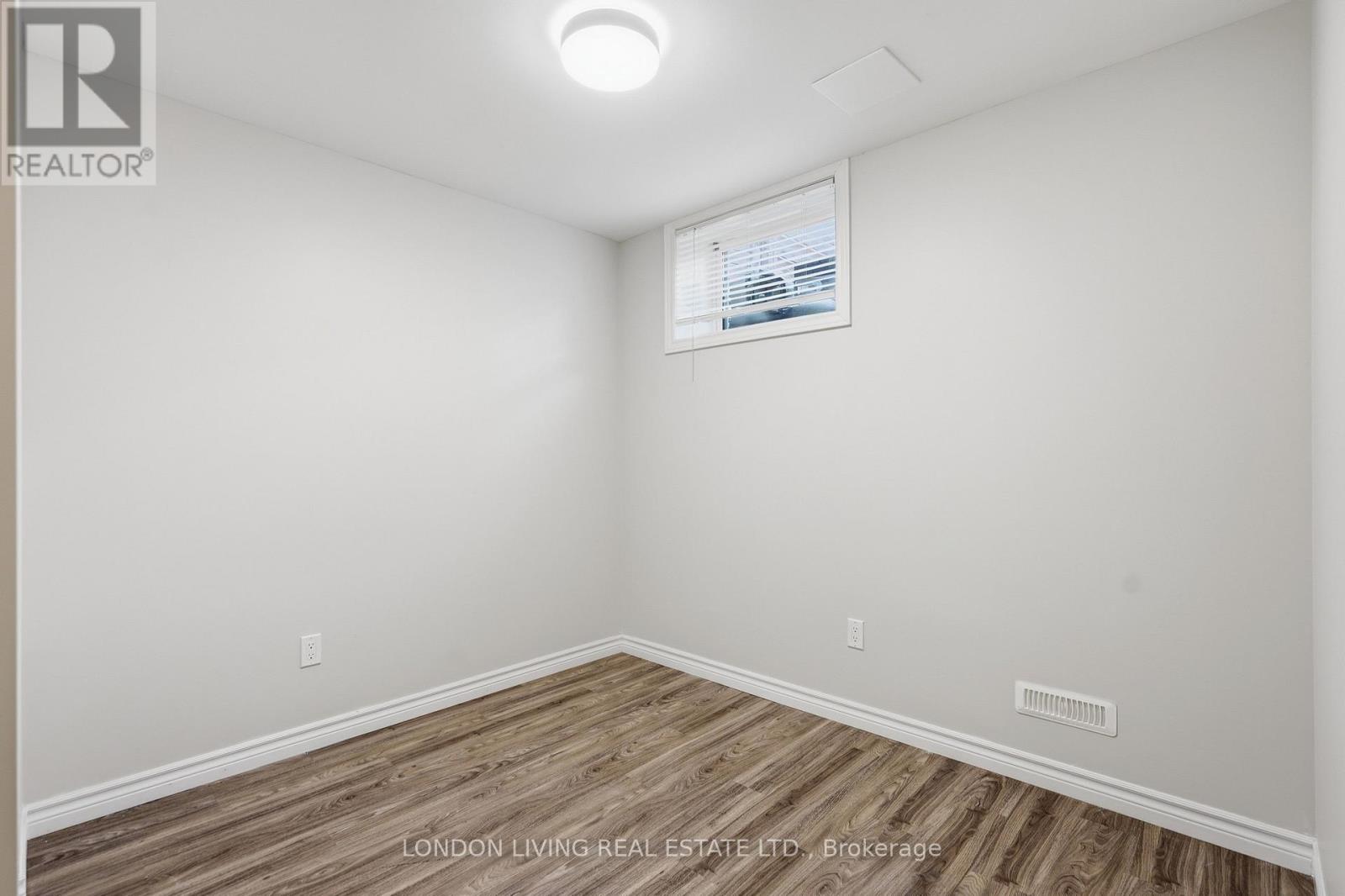 #31 2031 PENNYROYAL STREET - Image 33