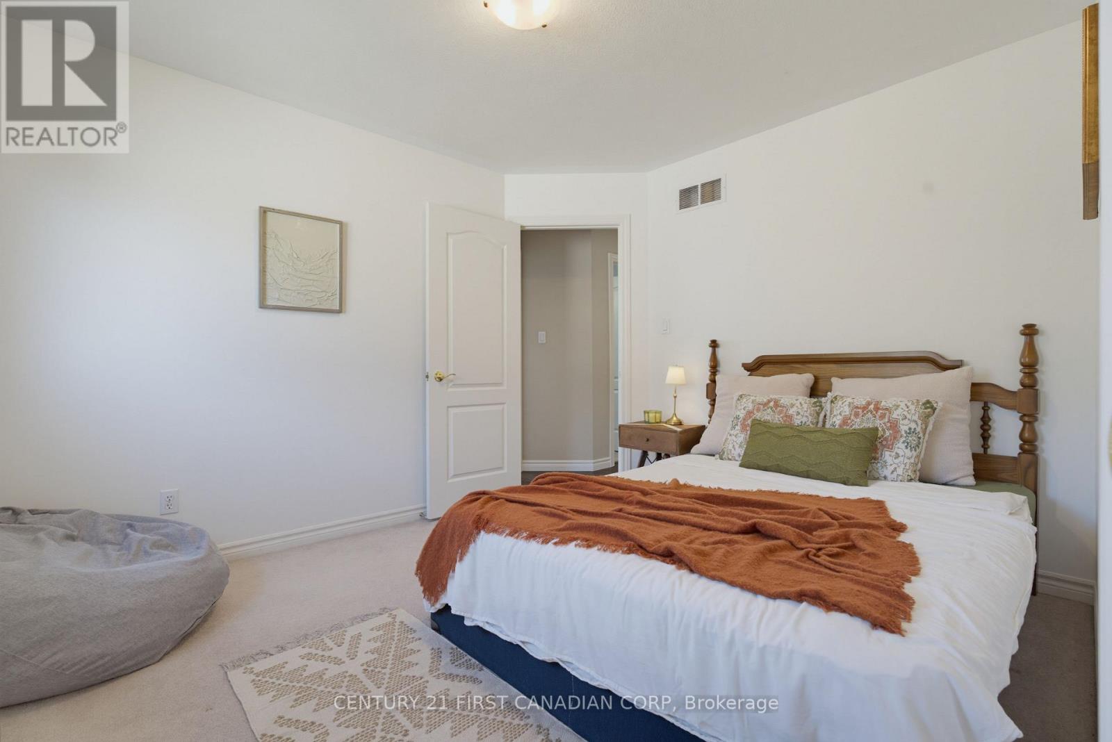 1197 SMITHER ROAD - Image 26