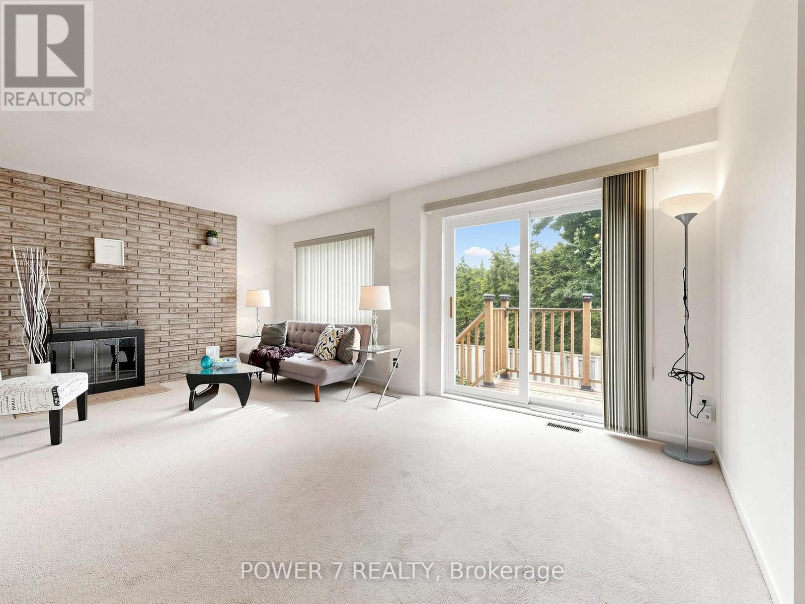 #5 77 RAMEAU DRIVE - 5