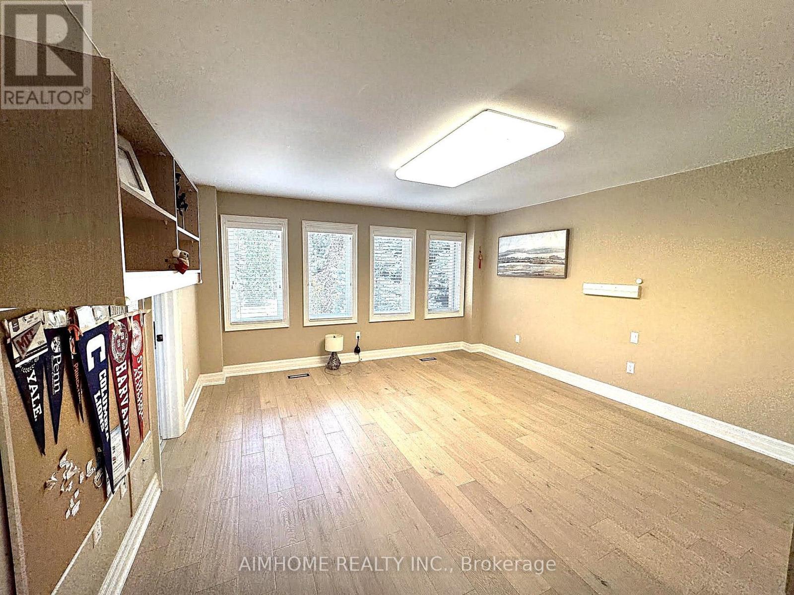 145 RENAISSANCE COURT - 40