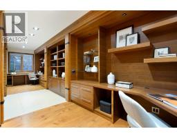 738 Crescent Road NW - photo 18
