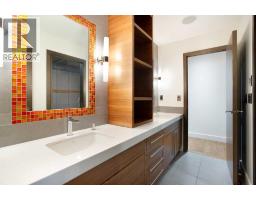 738 Crescent Road NW - photo 36