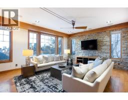 738 Crescent Road NW - photo 5
