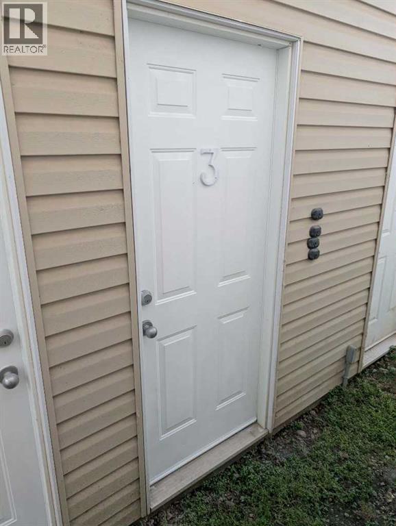 #3 4406 46 Avenue - Image 30