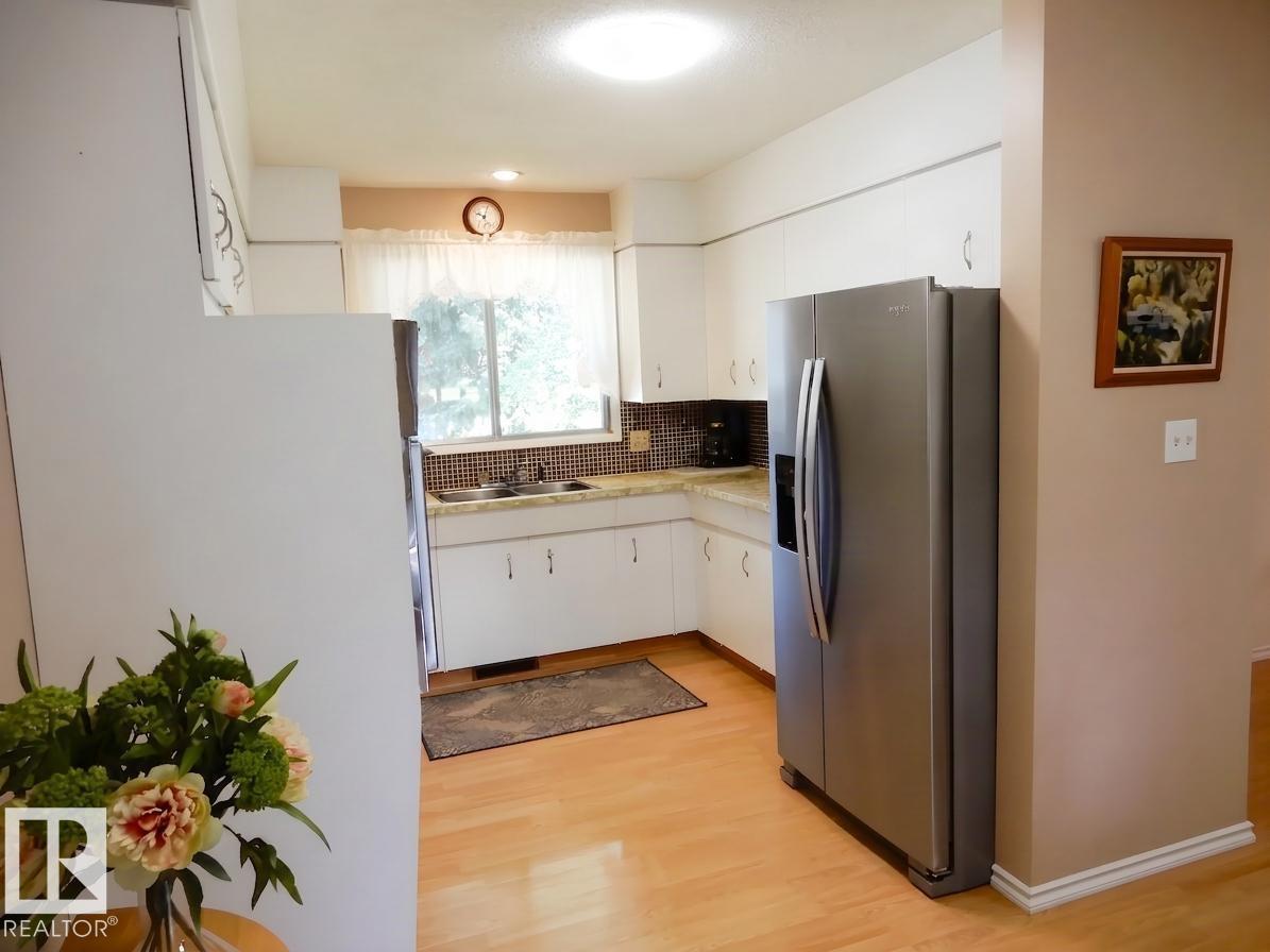#5 54015 RGE ROAD 262 - 11