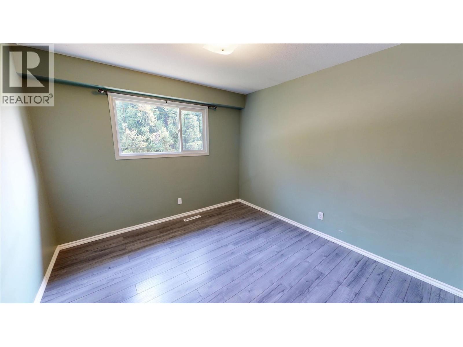 260 Blue Spruce Crescent - Image 20