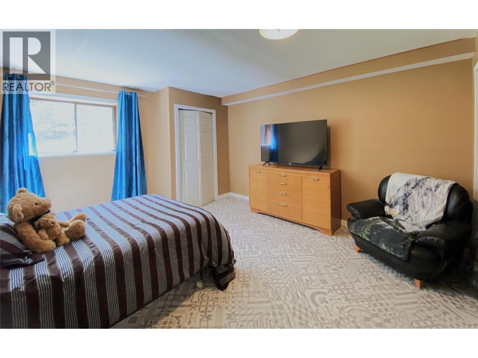 2499 Ridgeview Place - 32