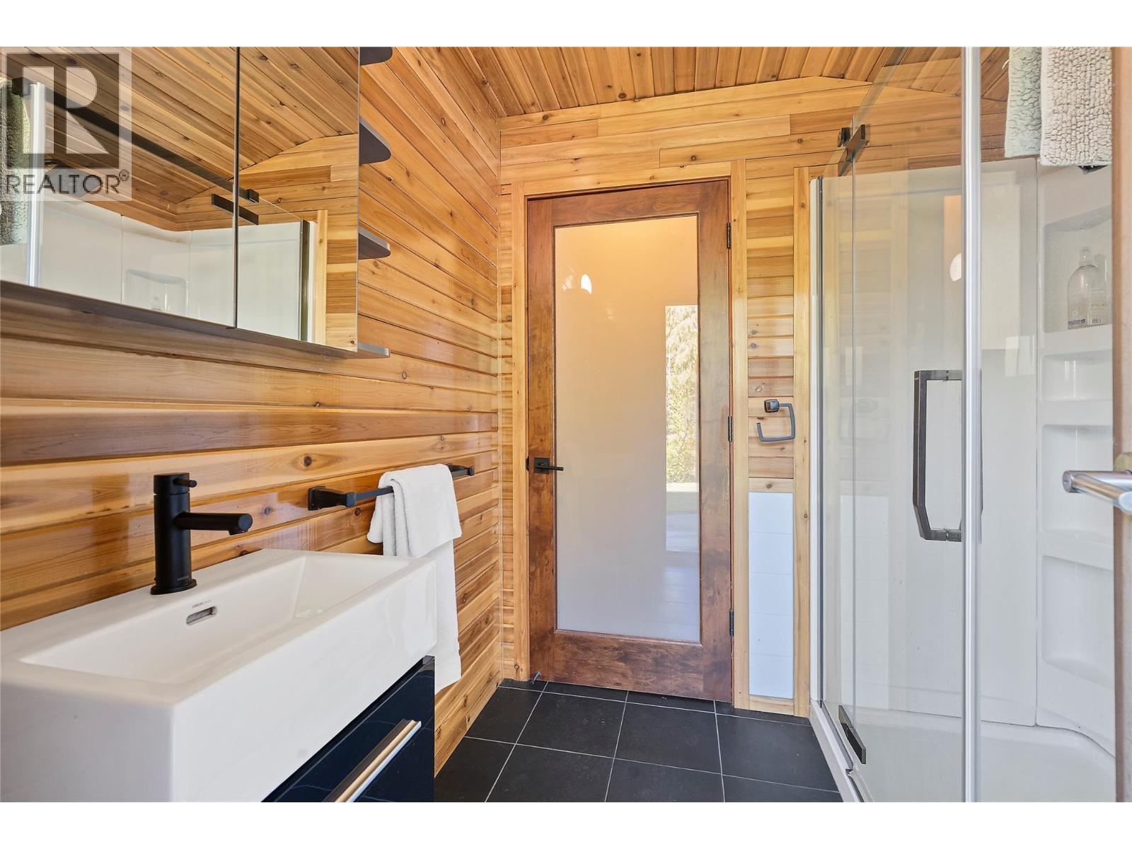 2499 Ridgeview Place - 33