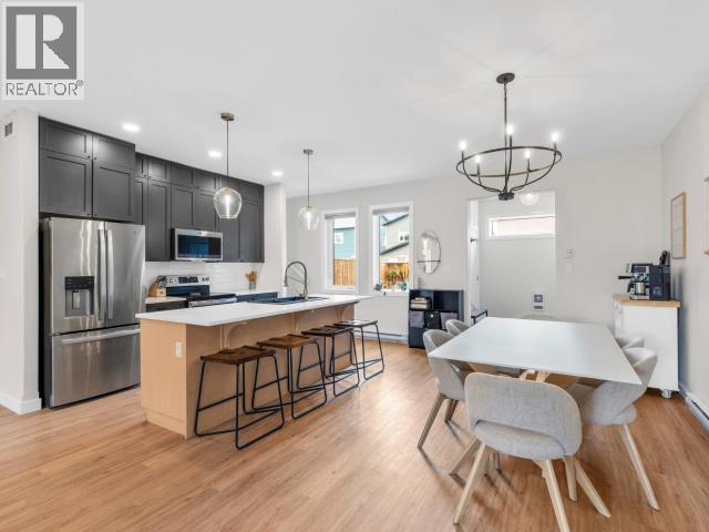 16 GLEANER AVENUE - 7