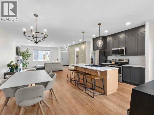 16 GLEANER AVENUE - 9