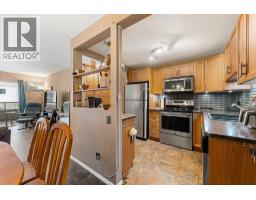 4pc Ensuite bath - 284 Yortkton Avenue Unit# 205, Penticton, BC V2A3V5 Photo 6