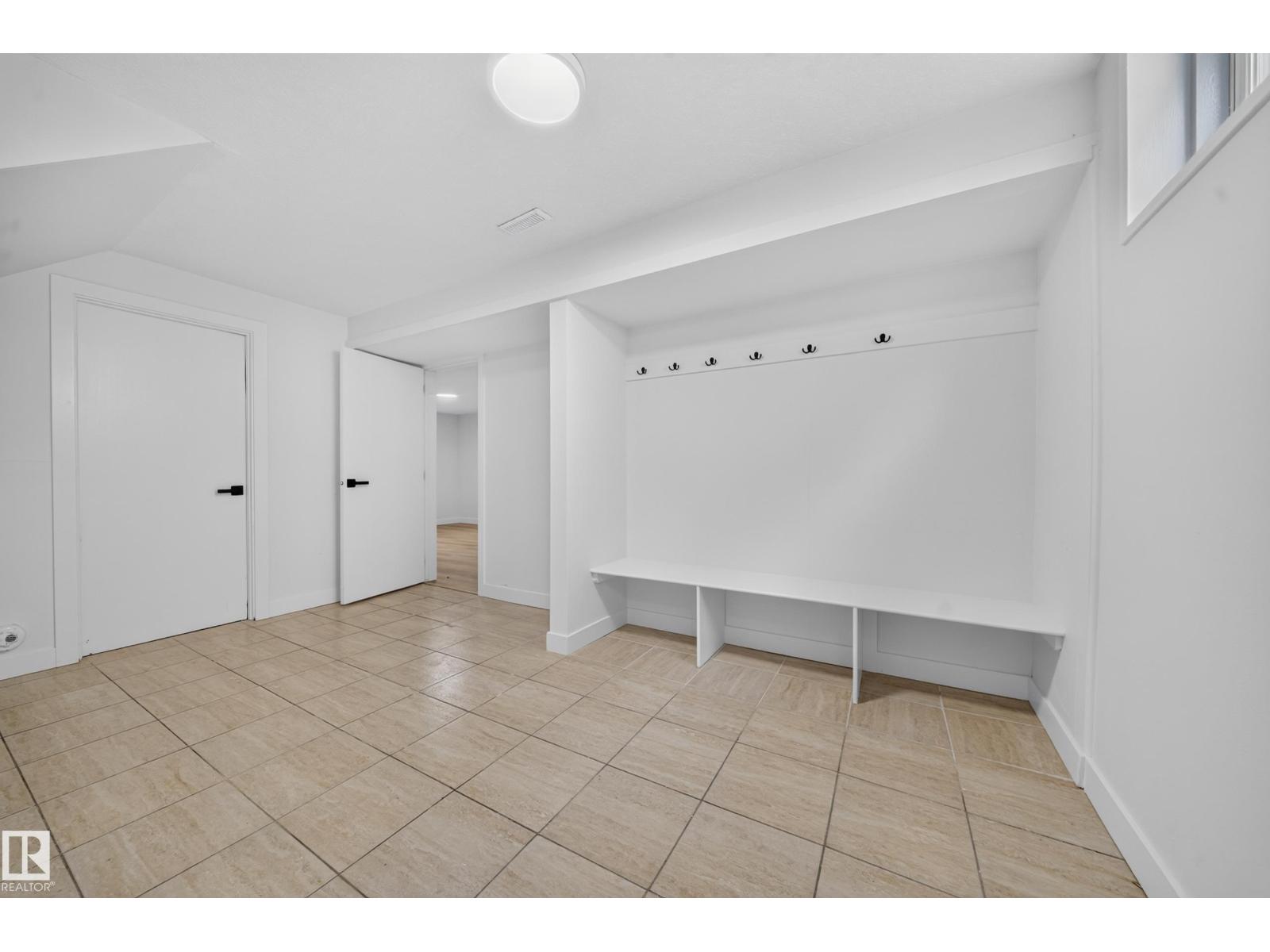 5204 97A AV NW - 34