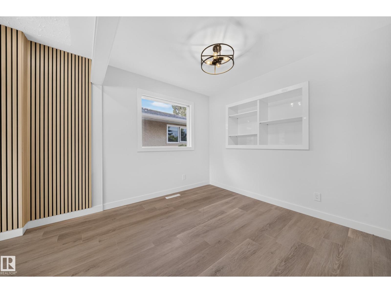 5204 97A AV NW - 18