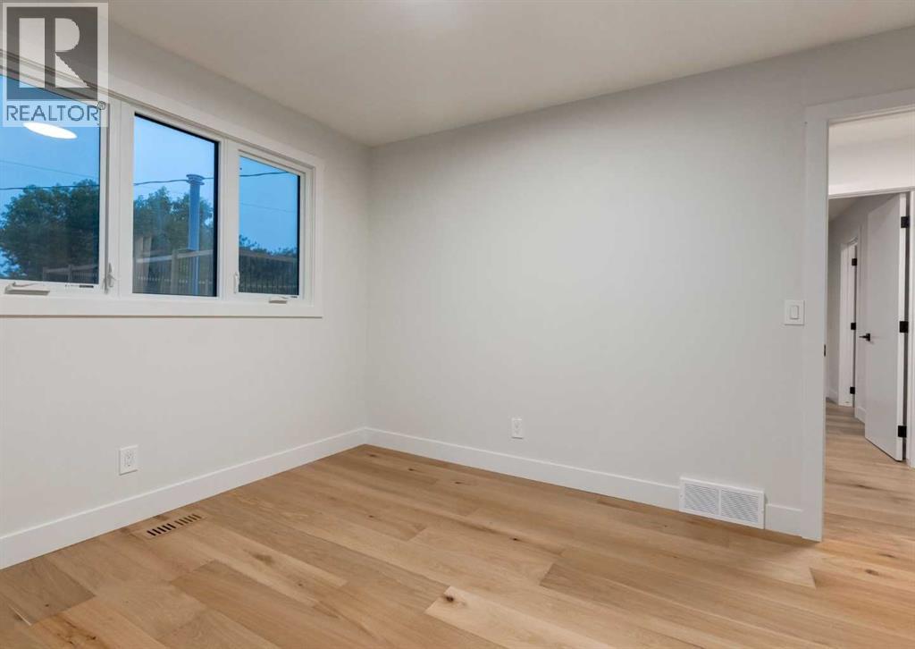 6460 Silver Ridge Way NW - 27