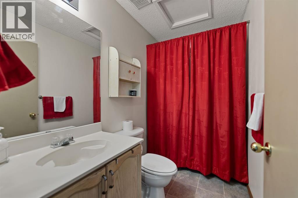 3722 Catalina Boulevard - Image 19