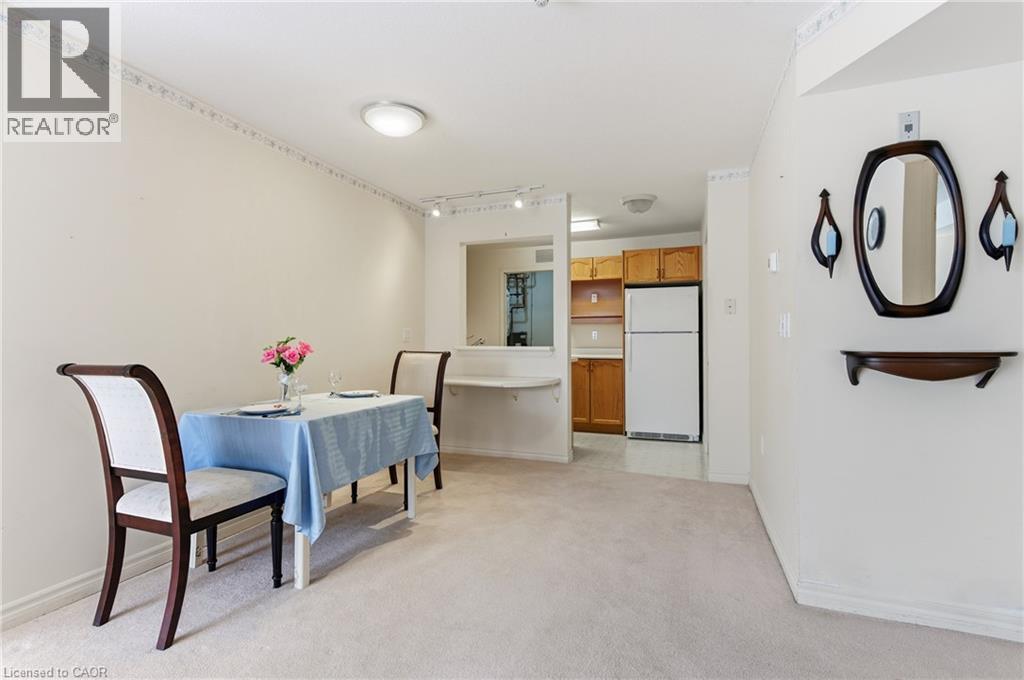 #407 20 ST GEORGE Street - 10