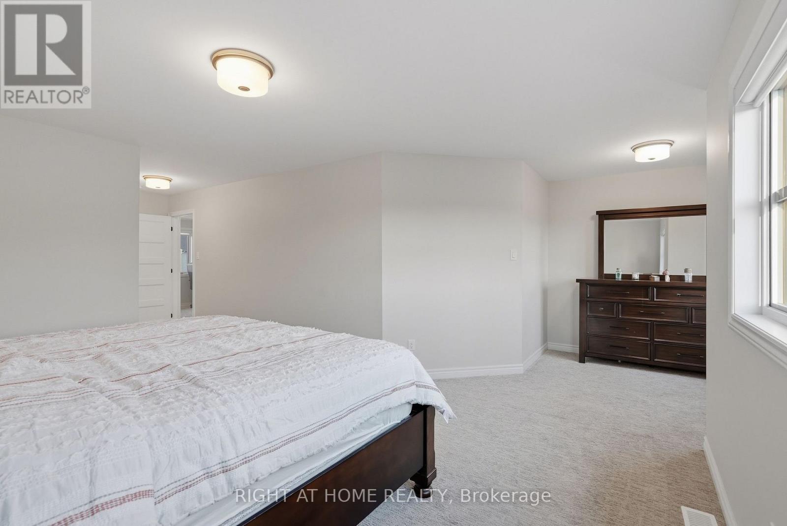 1334 FRIBOURG STREET - Image 23
