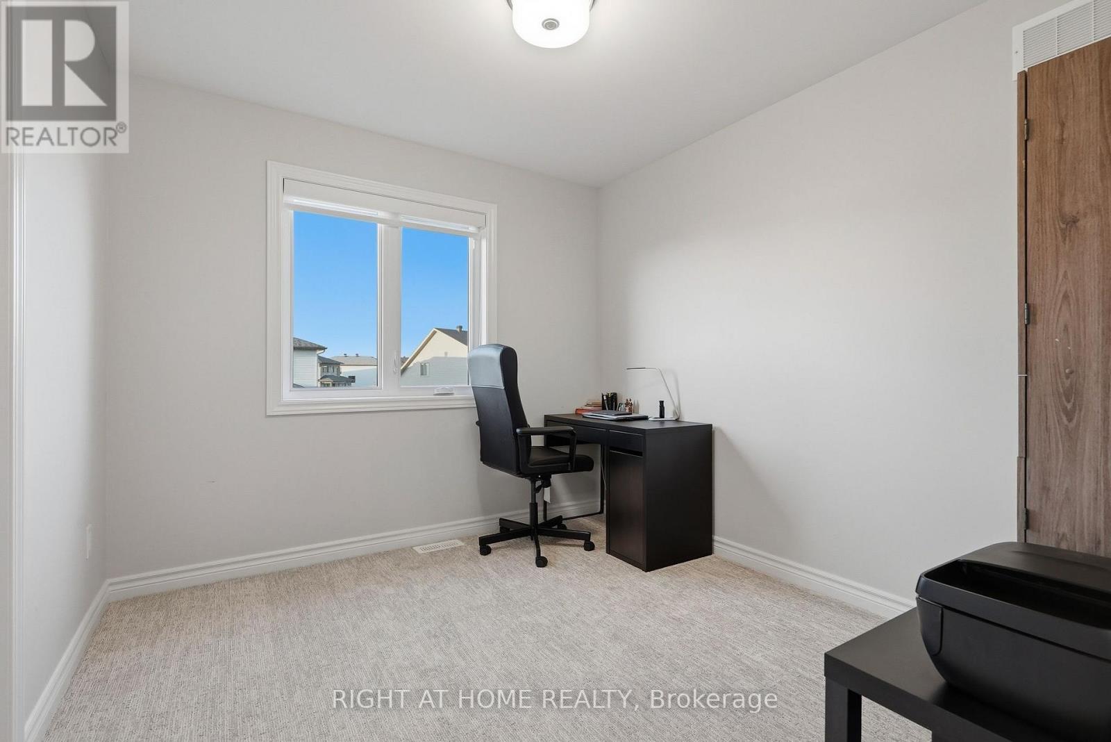 1334 FRIBOURG STREET - Image 32