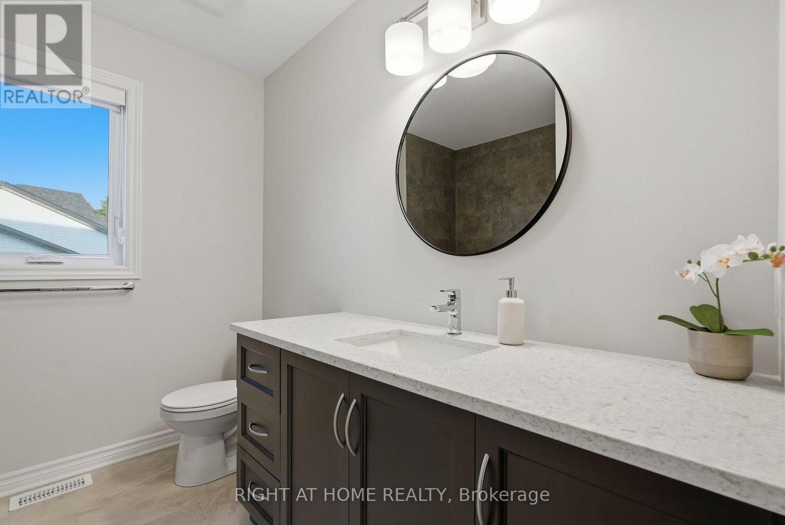 1334 FRIBOURG STREET - Image 34