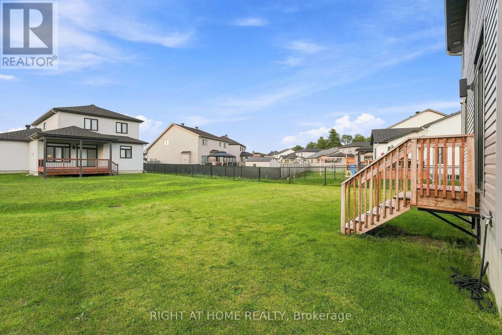 1334 FRIBOURG STREET - Image 41