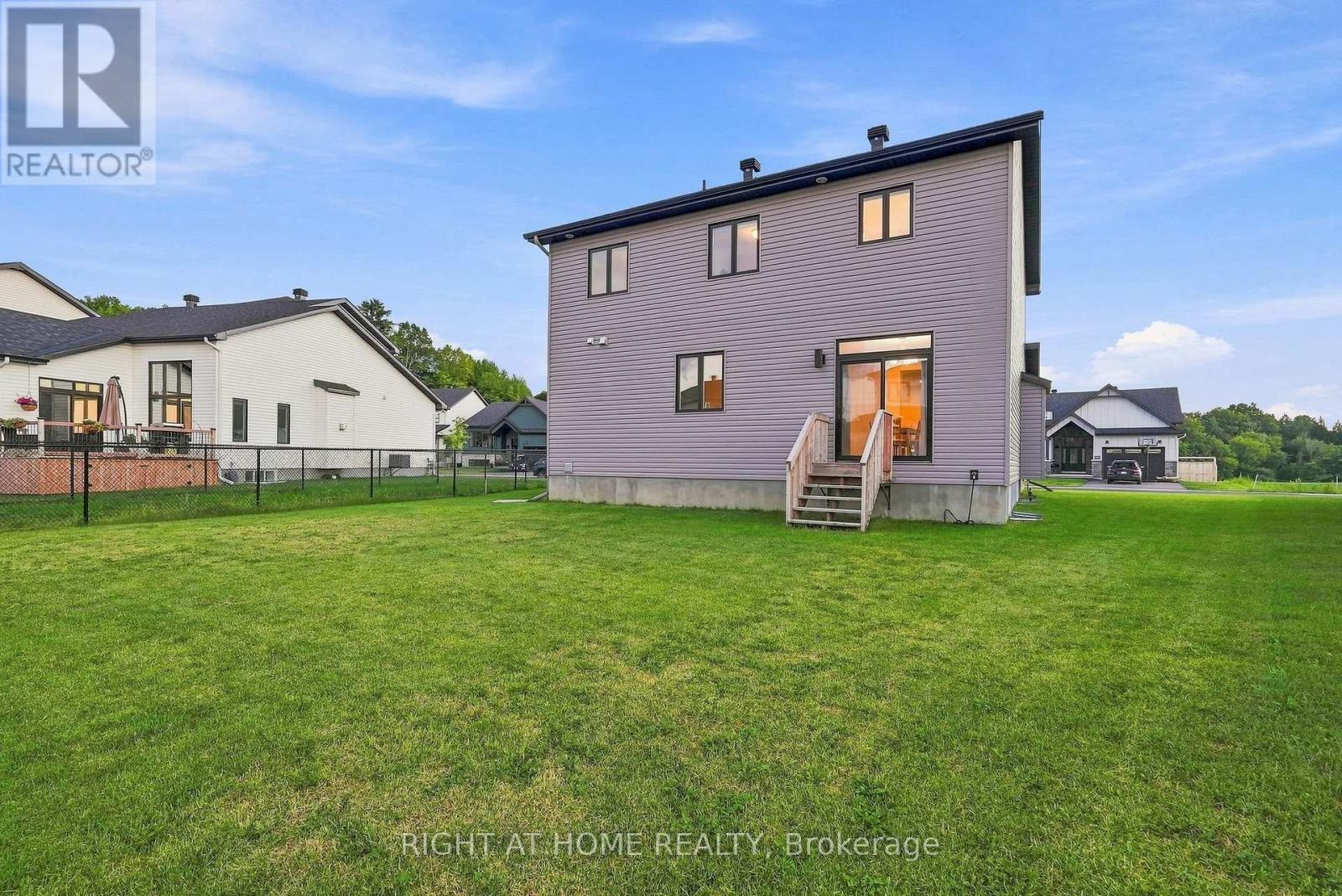 1334 FRIBOURG STREET - Image 42