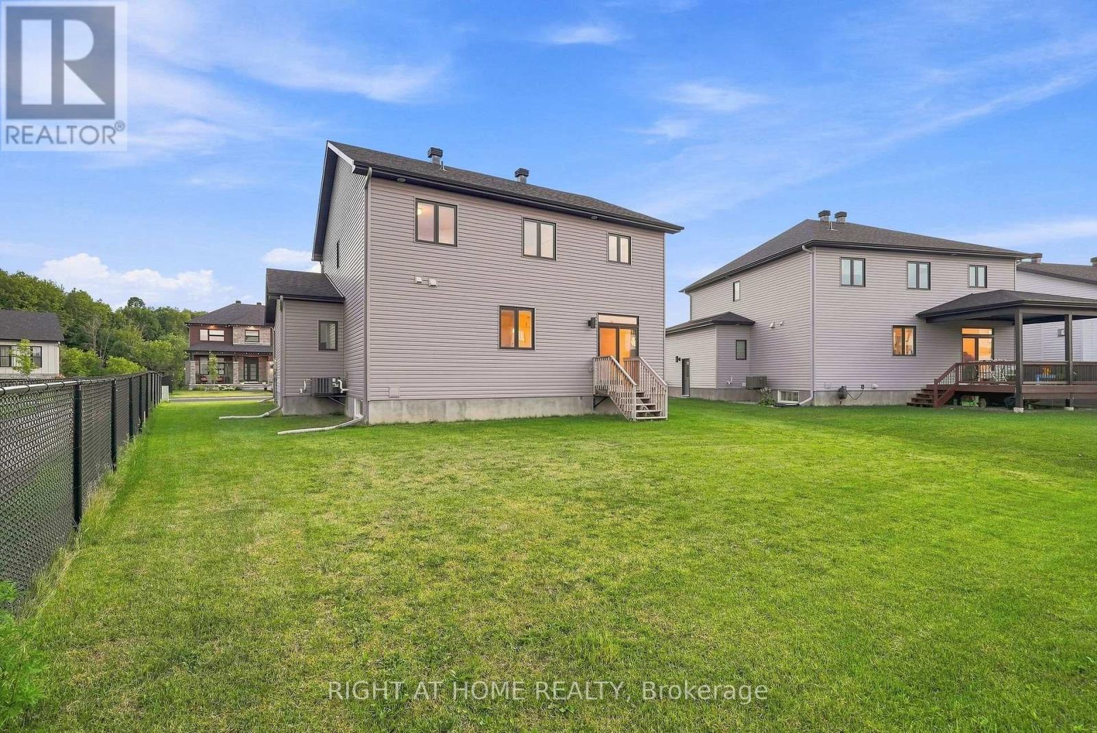 1334 FRIBOURG STREET - Image 44
