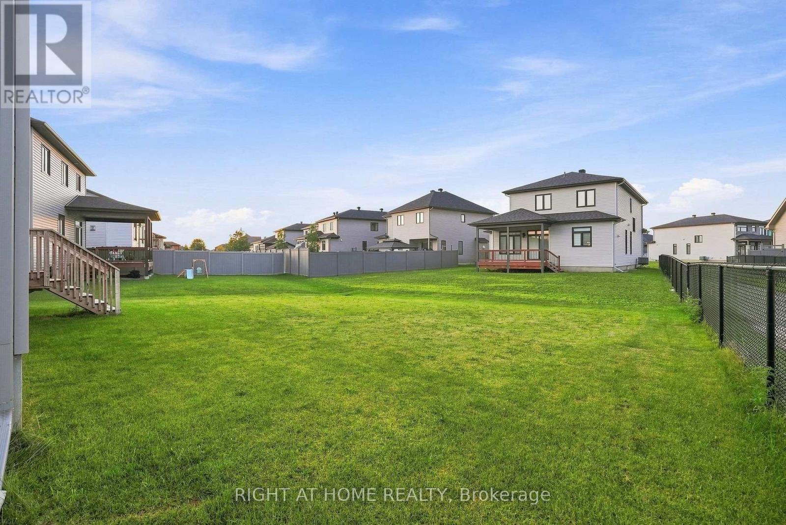 1334 FRIBOURG STREET - Image 45