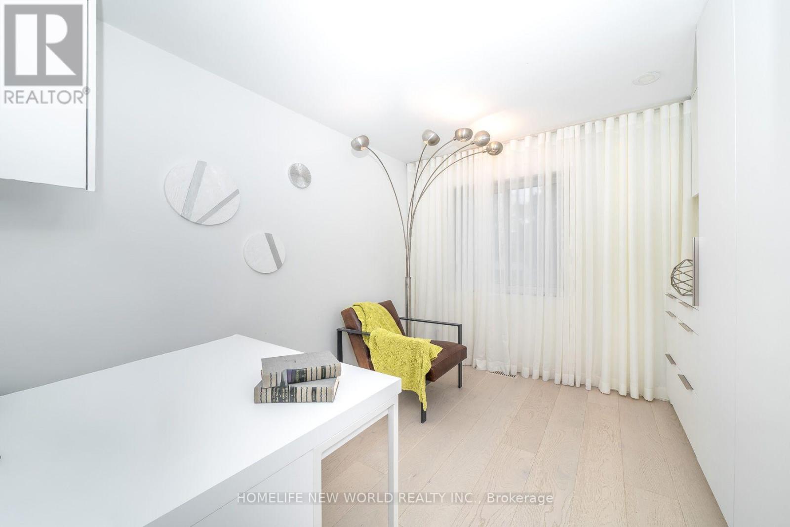 30 CARLING AVENUE - 26