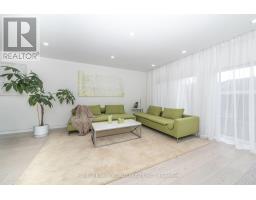 30 Carling Avenue, Toronto, ON M6G3S1 Photo 13