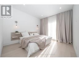 30 Carling Avenue, Toronto, ON M6G3S1 Photo 16