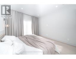 30 Carling Avenue, Toronto, ON M6G3S1 Photo 17