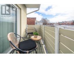 30 Carling Avenue, Toronto, ON M6G3S1 Photo 22