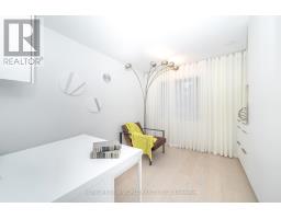 30 Carling Avenue, Toronto, ON M6G3S1 Photo 26