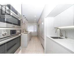 30 Carling Avenue, Toronto, ON M6G3S1 Photo 9