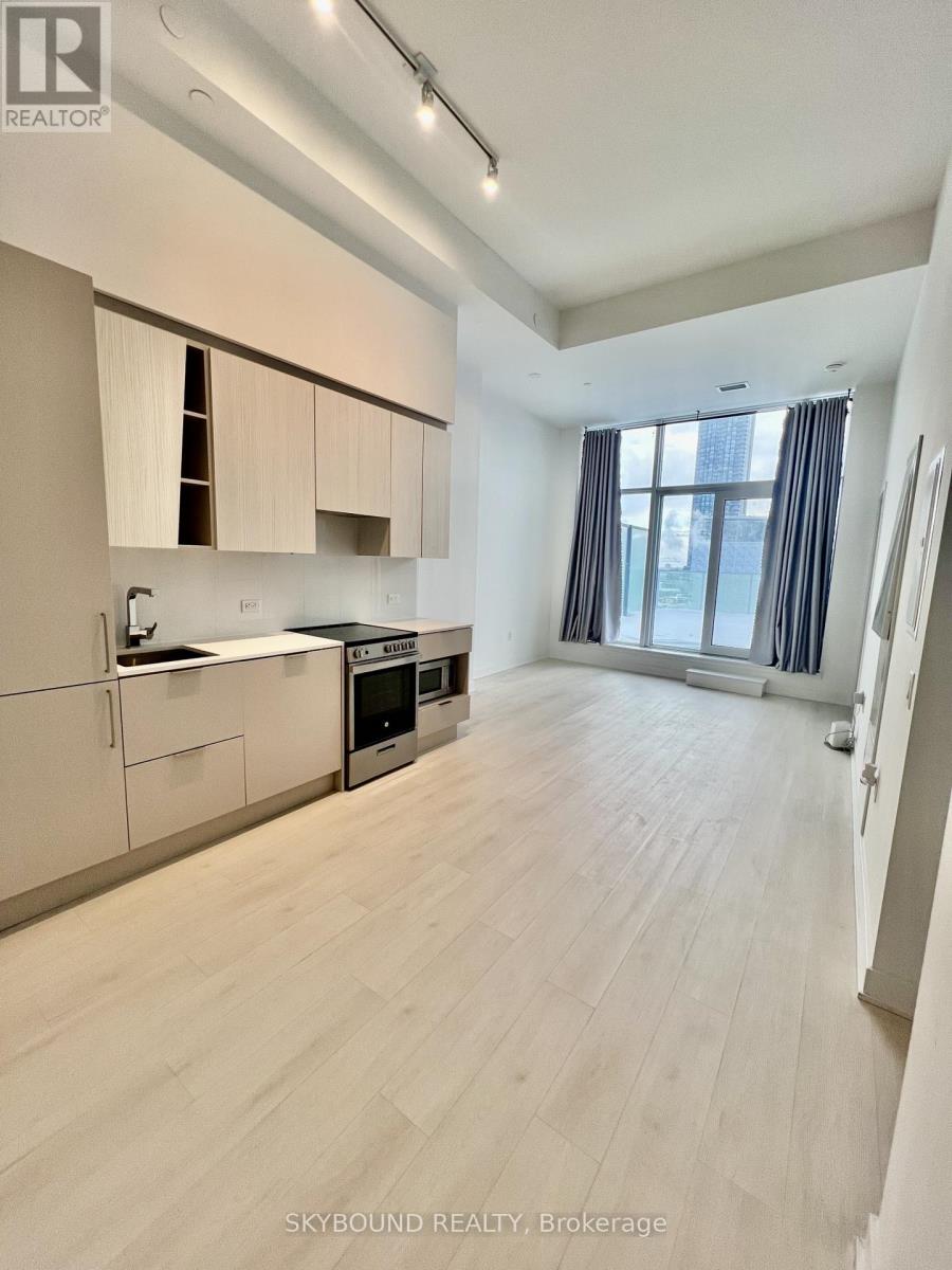 Photo of 3900 Confederation Parkway