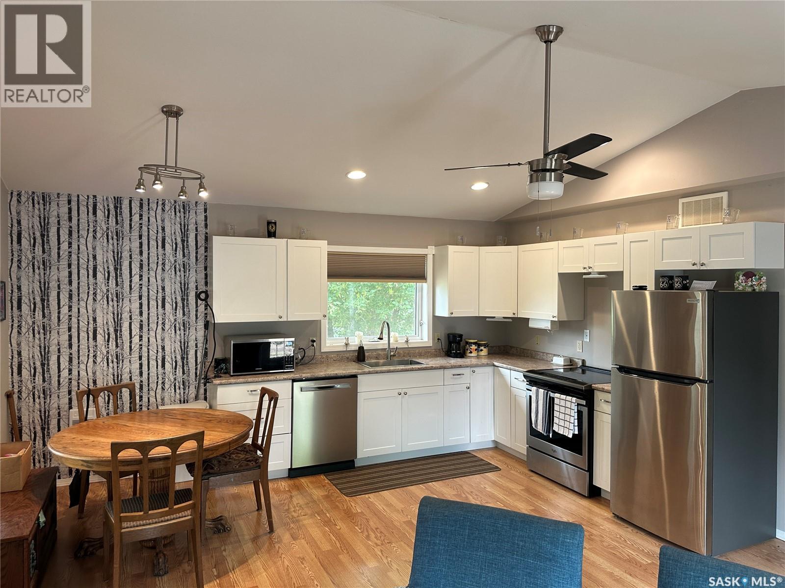 112 3rd AVENUE S - Image 26