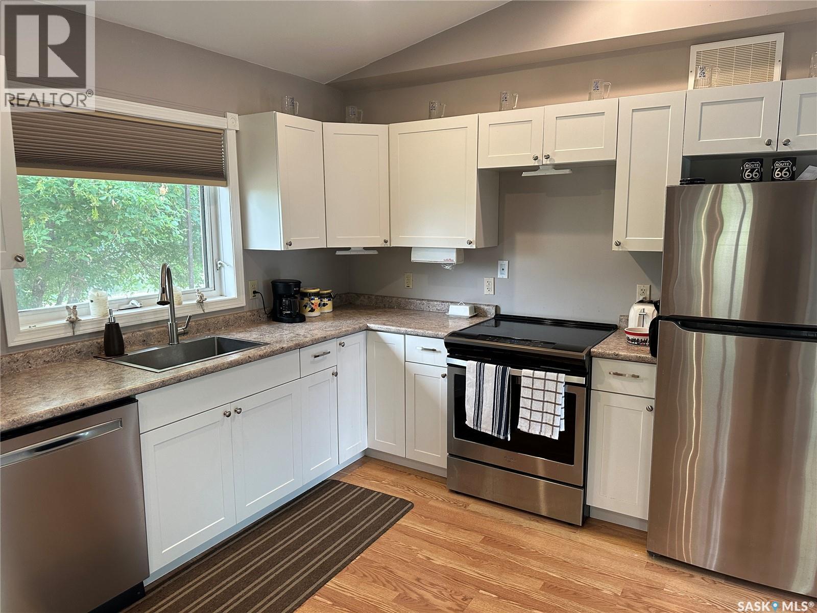 112 3rd AVENUE S - Image 30