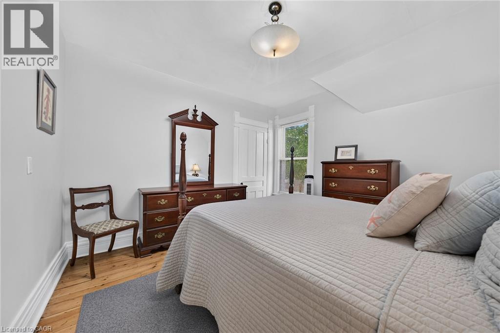 24 ST ANDREW Street - 34