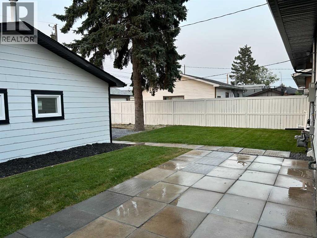 808 Avonlea Place SE - Image 33