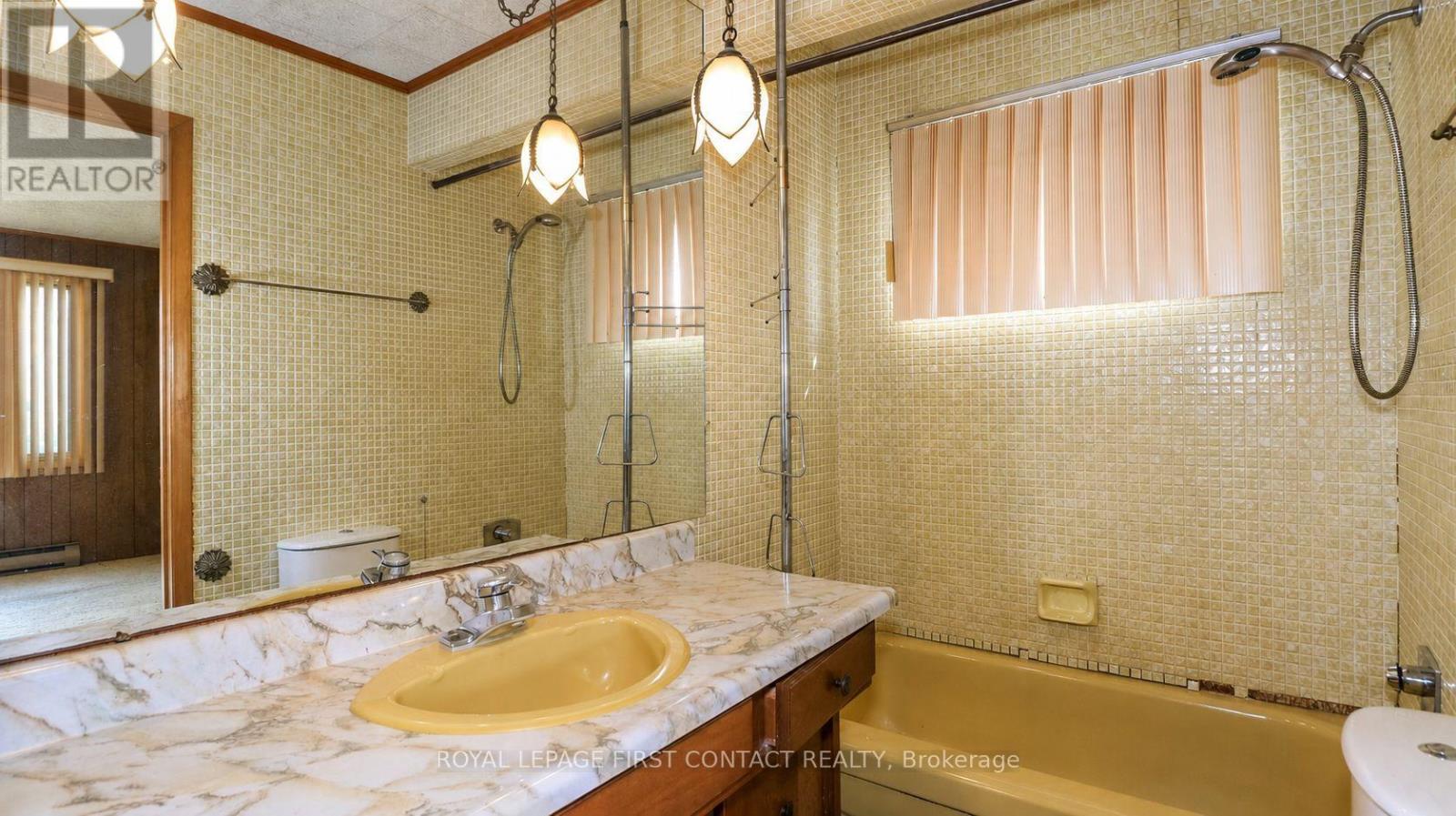 21 SUNNIDALE ROAD - 38